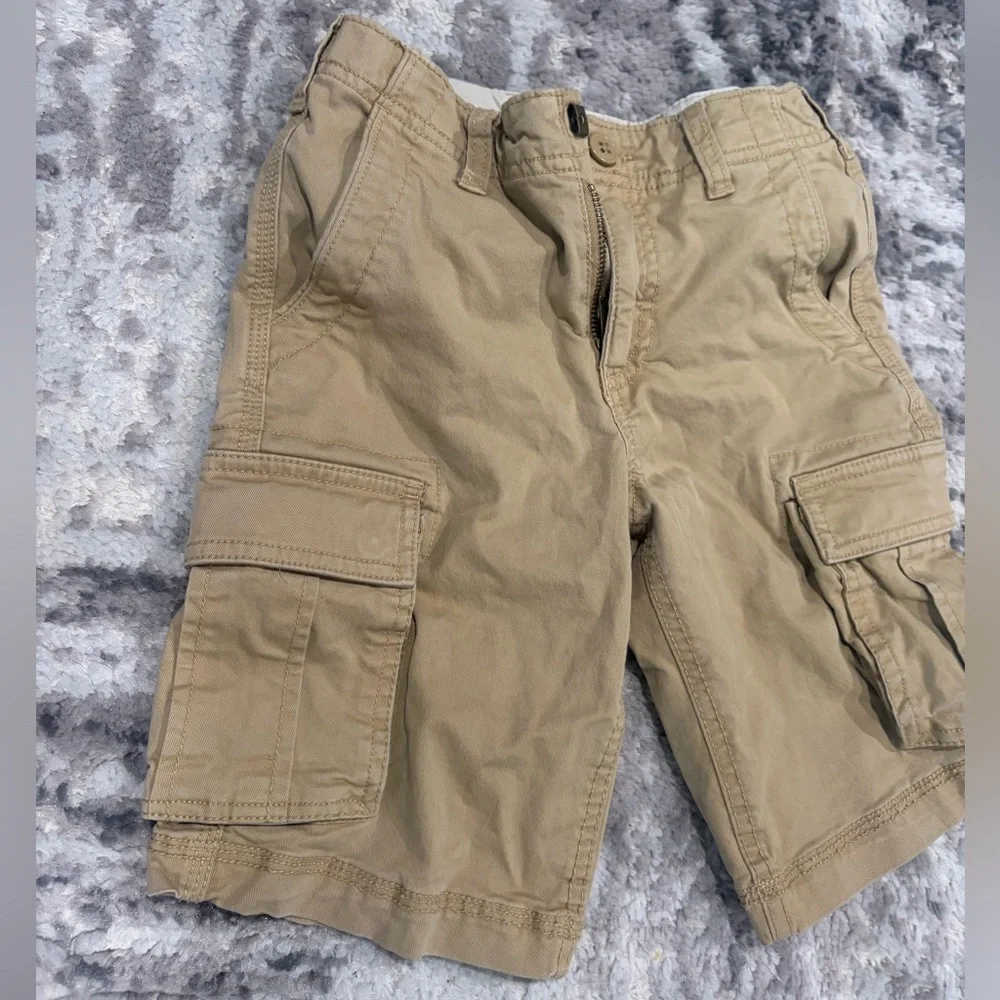 Boys Gap tan cargo shorts Size 8 years Good Condition #cargo #kids